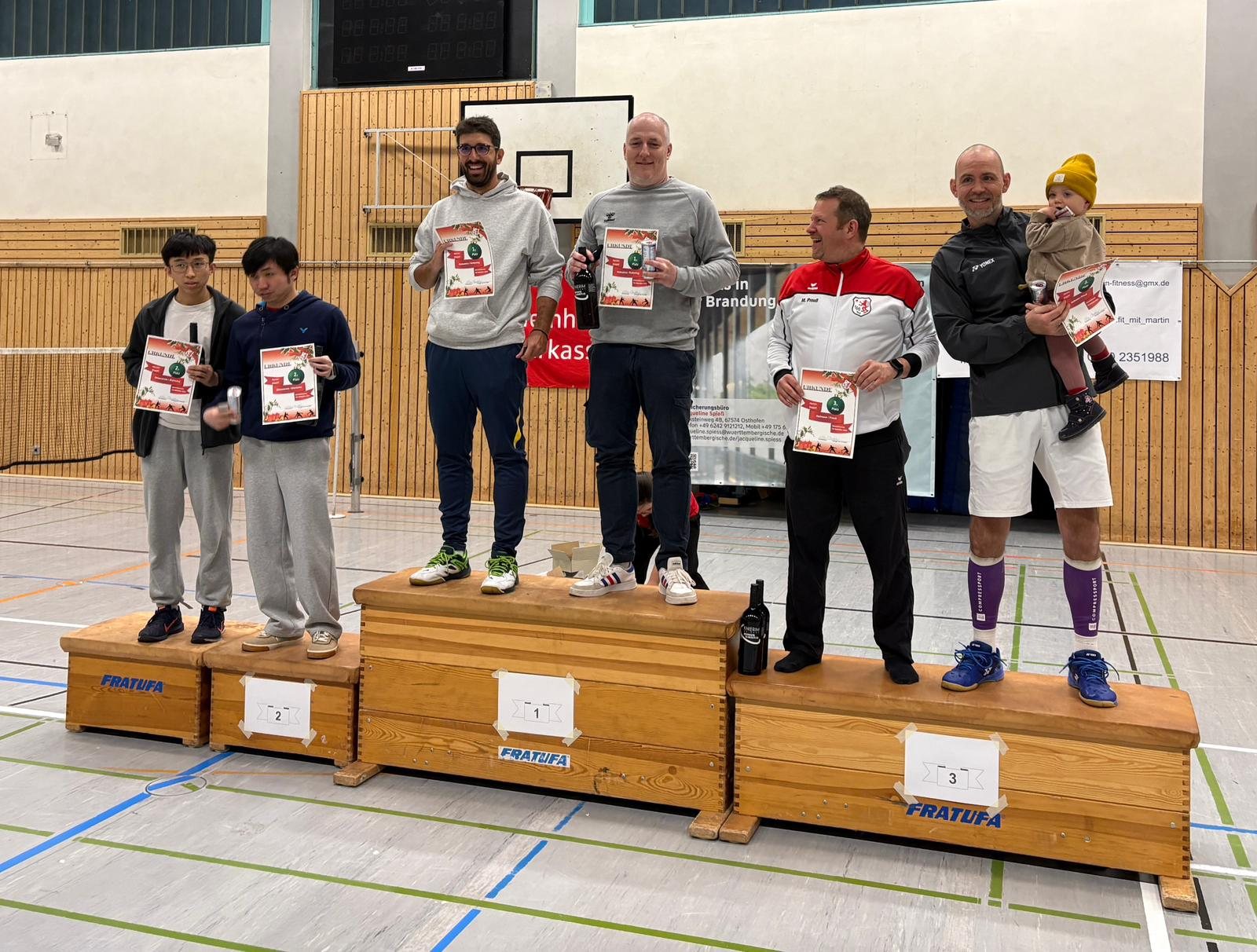 Siegerehrung im Herrendoppel beim Adventsturnier